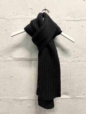 JIL SANDER Black Wool Blend Ribbed Cable Knit Scarf
